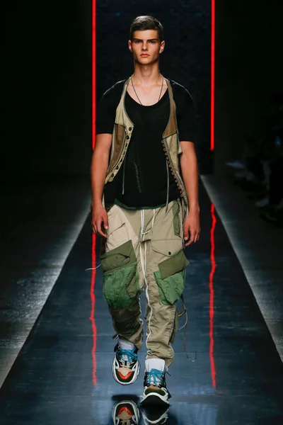 Look 2